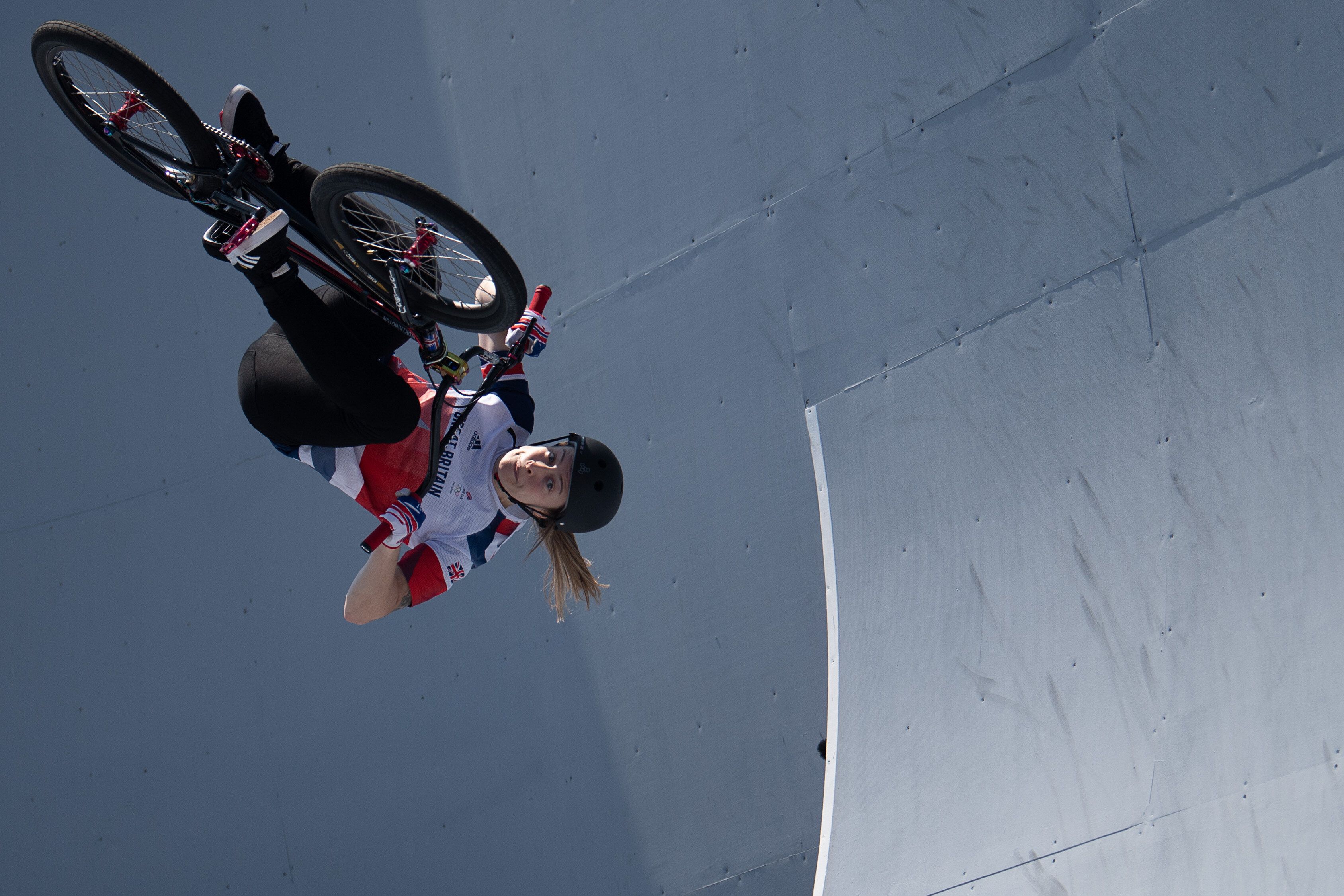 Charlotte Worthington in action in the&nbsp;Cycling/BMX Freestyle Women's Final