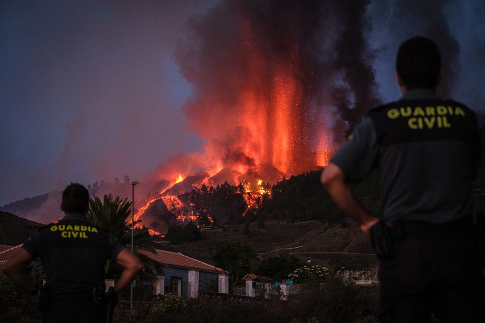 La Palma's Volcano: Dramatic Photos Capture Canary Island's