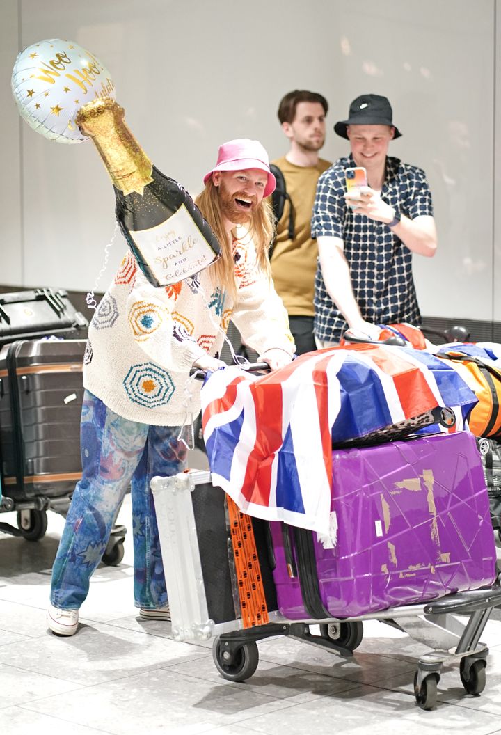 After his second-place result, Sam was given a hero's welcome as he landed in the UK